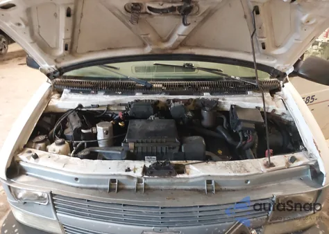 2005 Chevrolet Astro из США, поврежденный, VIN 1GCDM19X45B107706